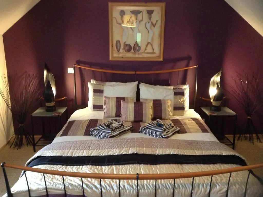Tranquil Waters Bed & Breakfast Chateauneuf-du-Faou France