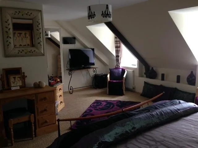 Tranquil Waters Bed & Breakfast Chateauneuf-du-Faou 3*,